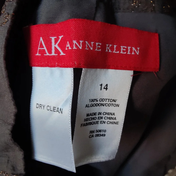 Anne Klein Pleated Skirt / Coffee Brown / Size 14 - Picture 4 of 4